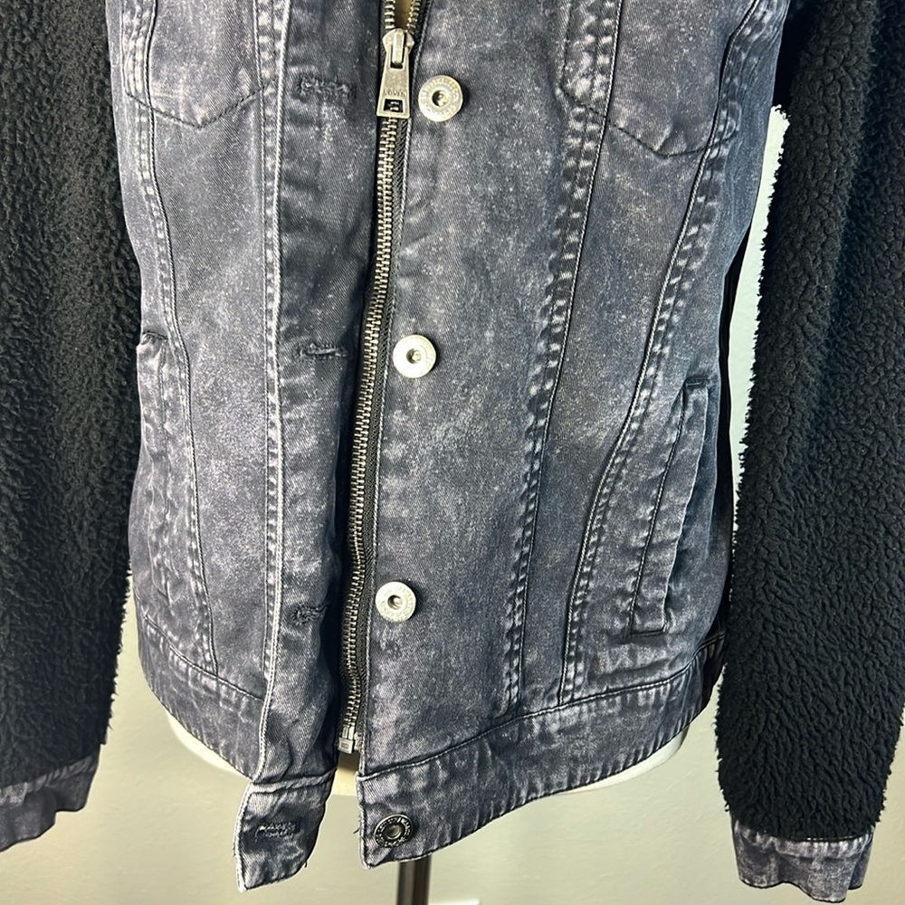 LEVIS Denim Sherpa Trucker Jacket Women SM Black Acid Wash Cotton Zip Up‎ Snap - Picture 7 of 17